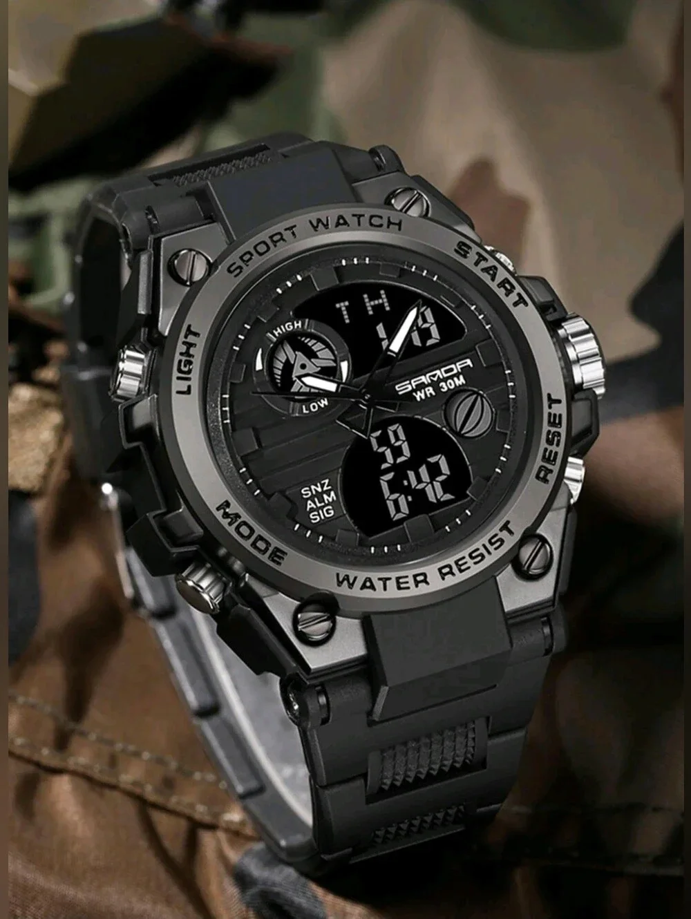Men's Digital Sports Watch, LED Display,Shockproof, Military, Waterproof